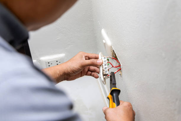 Best Licensed Electrician  in Good Hope, CA